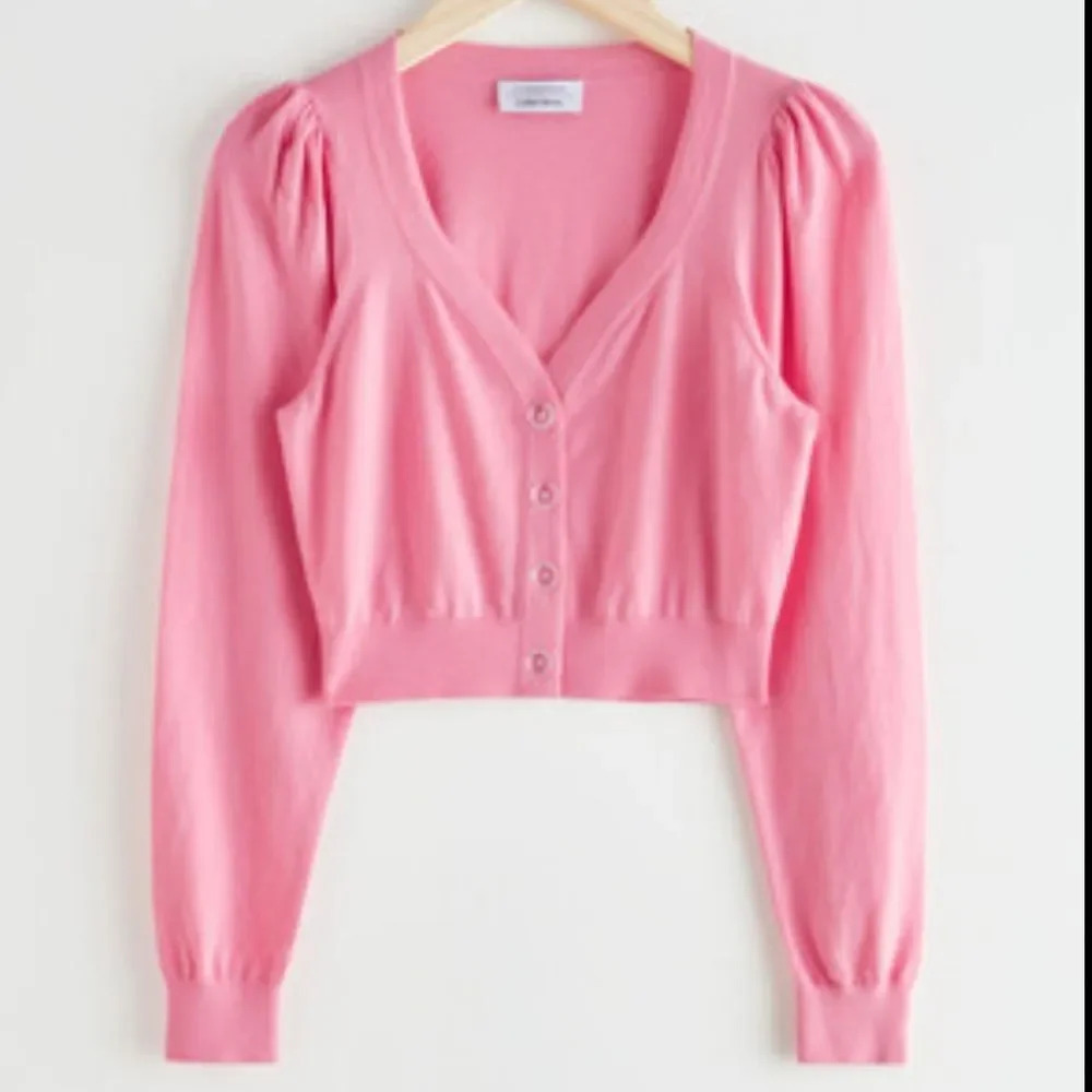 & other stories cropped pink sweater